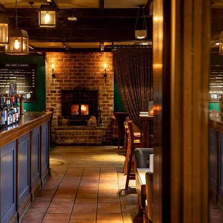 The Devonshire Arms Hotel บาสโลว์ ภายนอก รูปภาพ