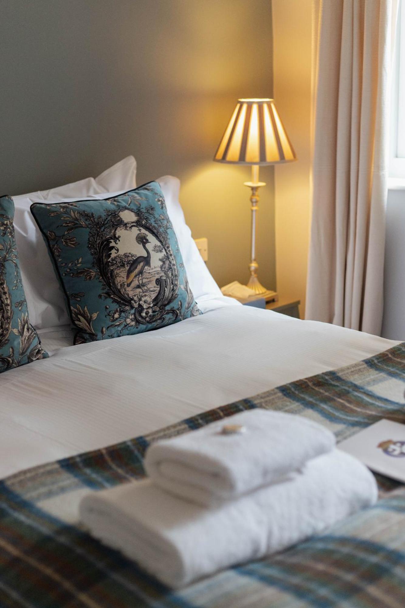 The Devonshire Arms Hotel บาสโลว์ ห้อง รูปภาพ