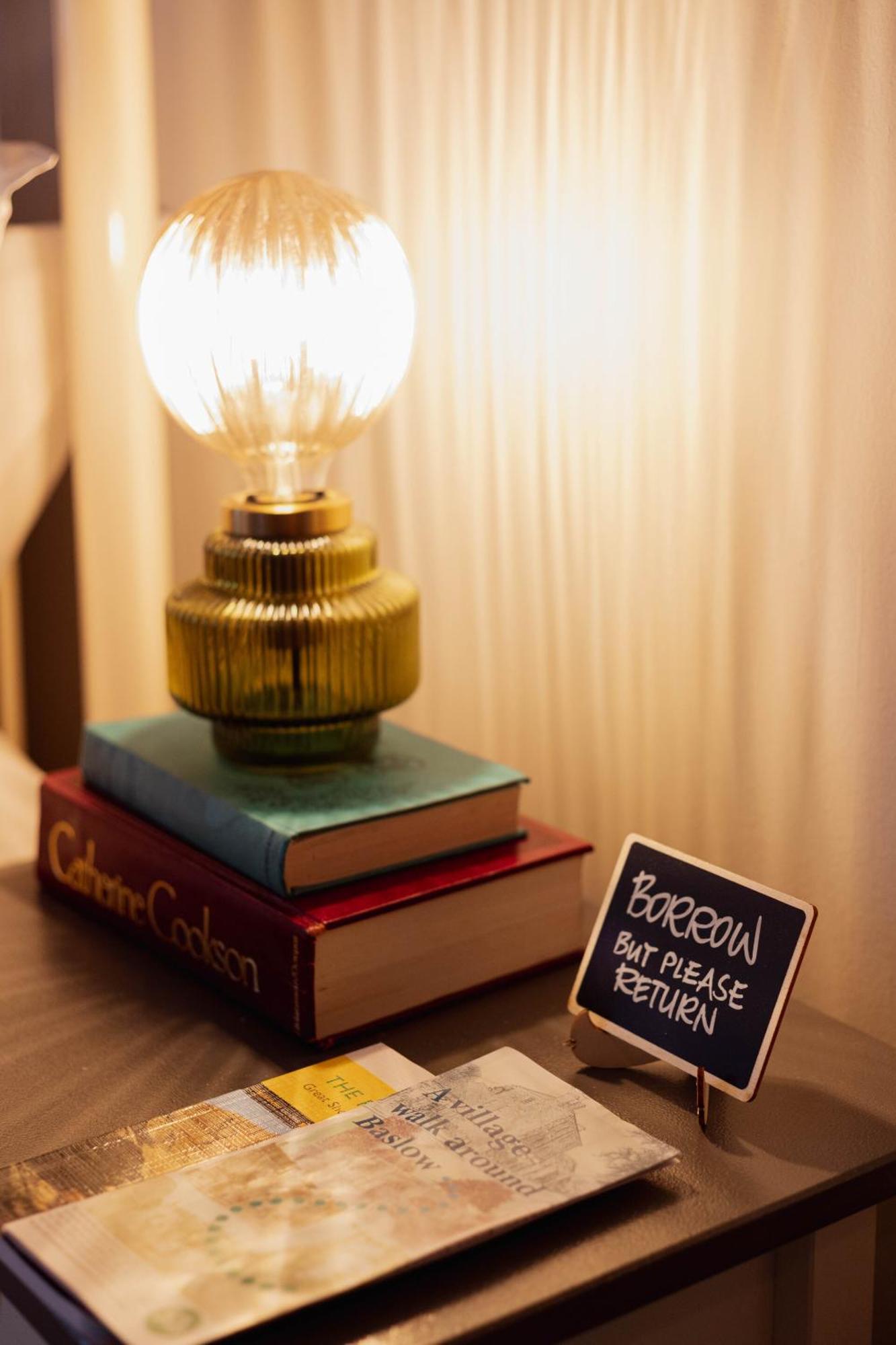 The Devonshire Arms Hotel บาสโลว์ ห้อง รูปภาพ