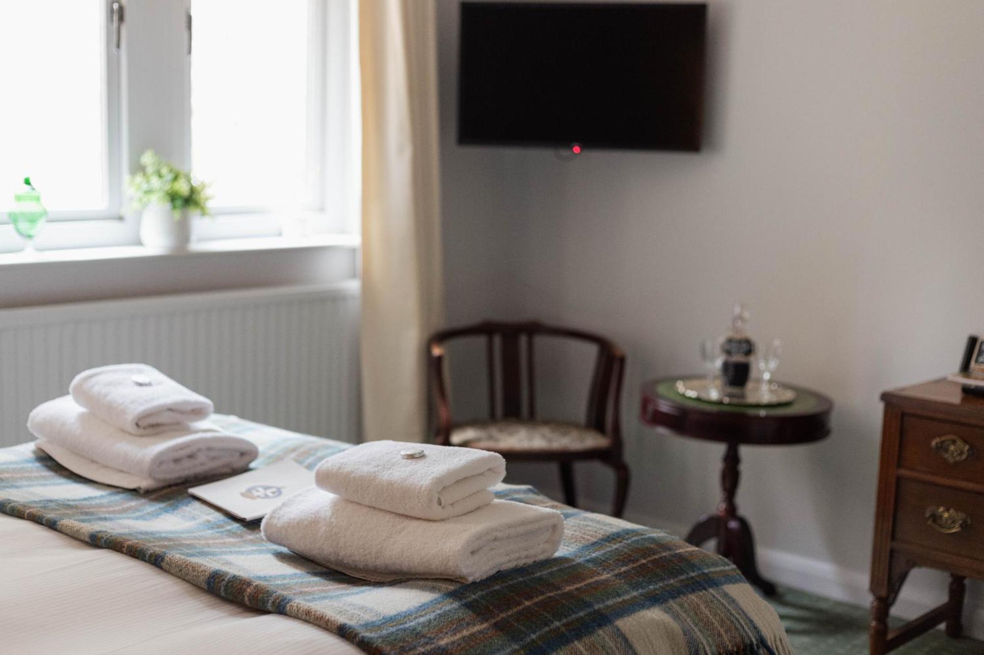 The Devonshire Arms Hotel บาสโลว์ ห้อง รูปภาพ