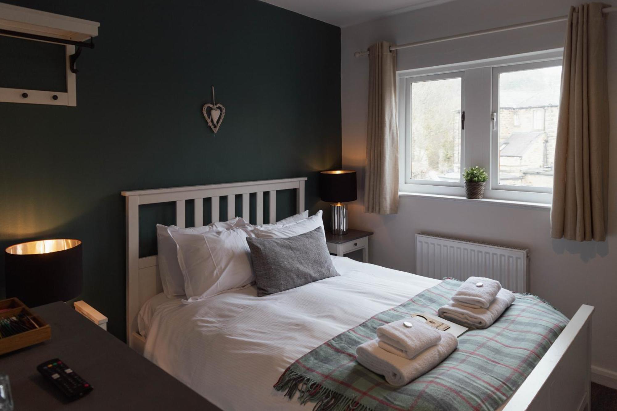 The Devonshire Arms Hotel บาสโลว์ ห้อง รูปภาพ